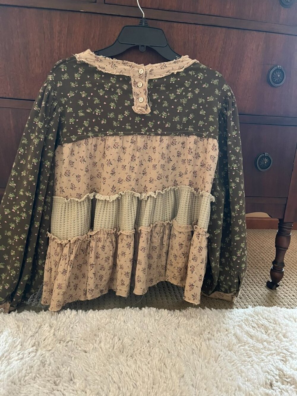 POL Genevieve Baby Toll Top, Olive/Tan/Cream, Size Small, LIKE NEW - Picture 3 of 13